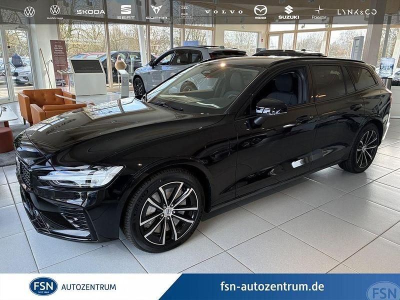 Neu Volvo V60 Plus 387 PS (284 kW) 2026 Schwarz Kombi