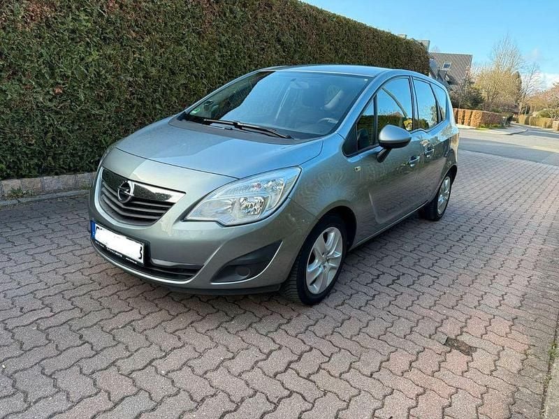 Gebraucht Opel Meriva 101 PS (74 kW) 2012 Grau Van / Kleinbus