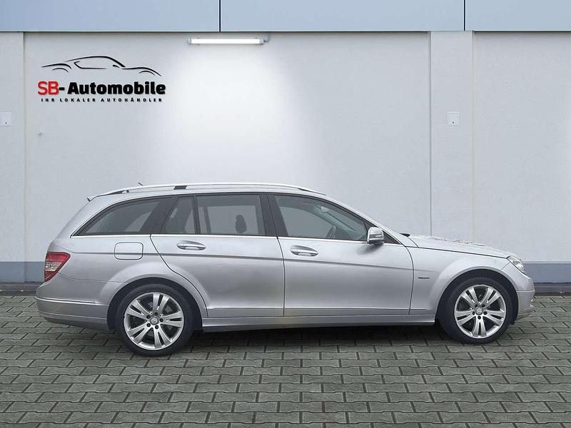 Gebraucht Mercedes C200 184 PS (135 kW) 2010 Silber Kombi