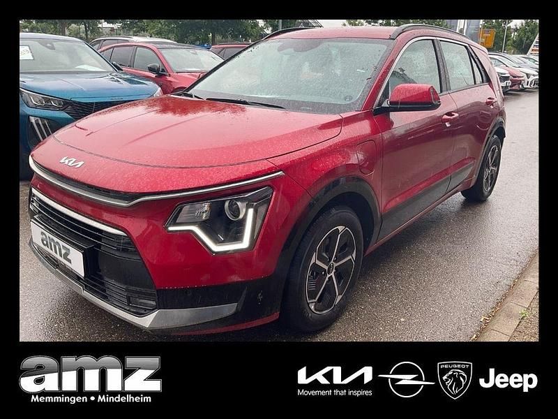 Runway rot metallic Neu 2024 Kia Niro Vision SUV | 31.980 € (Guter Preis) - Bild 1/4