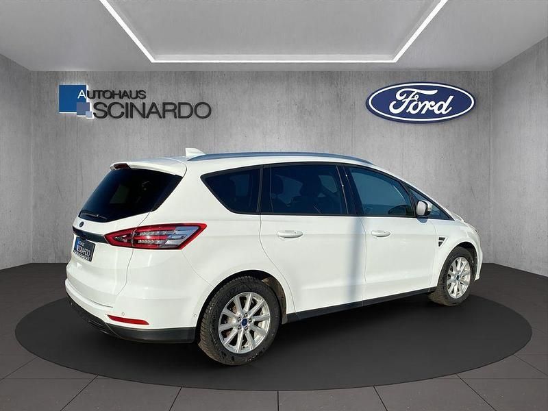 Gebraucht Ford S-MAX S 150 PS (110 kW) 2020 Weiß Van / Kleinbus