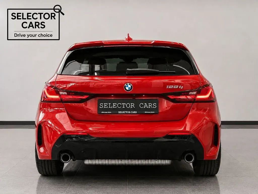 Gebraucht BMW 128 ti M Sport 265 PS (194 kW) 2022 Rot Kleinwagen