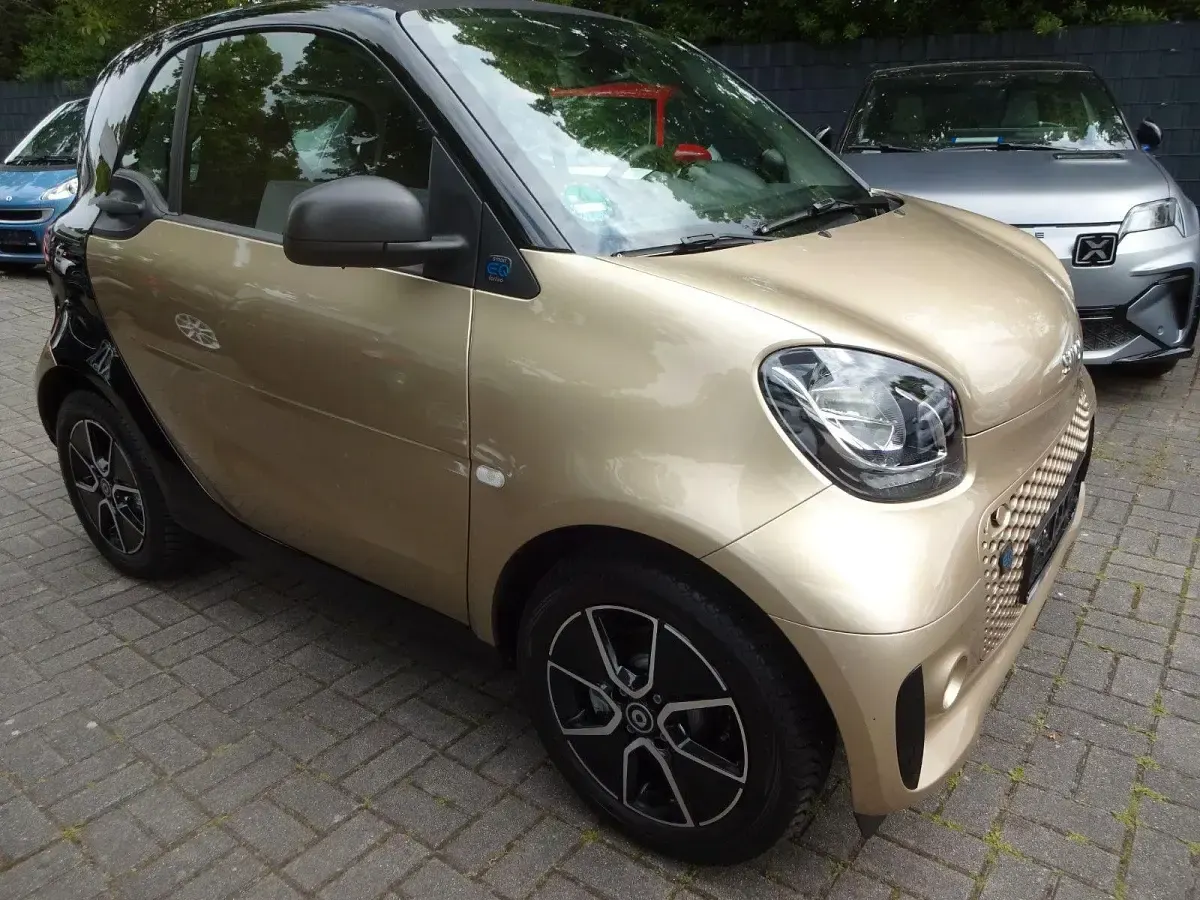 Gebraucht Smart ForTwo Coupé 60 kW (82 PS) 2022 Gold Coupé