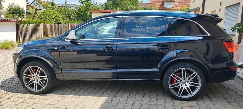 Blau Gebraucht 2009 Audi Q7 SUV | 10.500 € - Bild 1/4