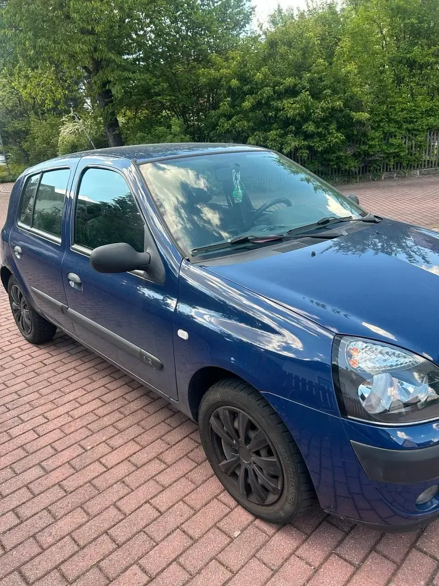 Gebraucht Renault Clio 60 PS (44 kW) 2003 Blau Kleinwagen