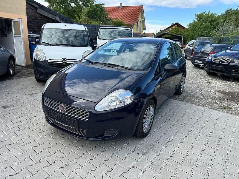 Blau Gebraucht 2009 Fiat Grande Punto Active Kleinwagen | 1.999 € (Fairer Preis) - Bild 1/4