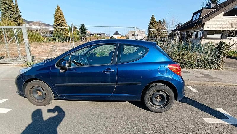 Gebraucht Peugeot 207 88 PS (64 kW) 2006 Blau Kleinwagen