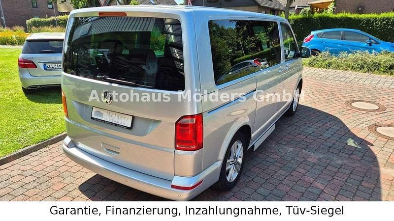 Second-hand VW Multivan 150 CP (110 kW) 2016 Gri Monovolum