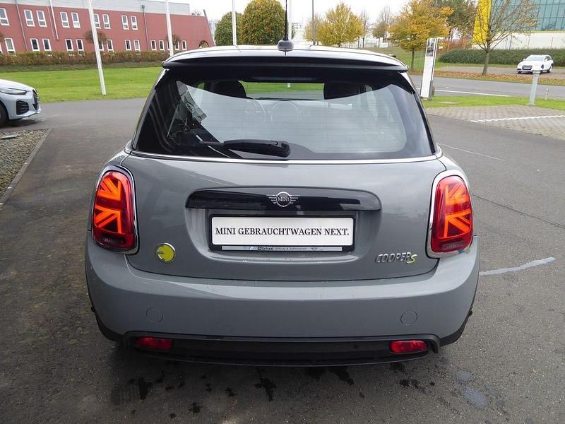 Gebraucht Mini Cooper SE Classic 135 kW (184 PS) 2021 Grau Kleinwagen