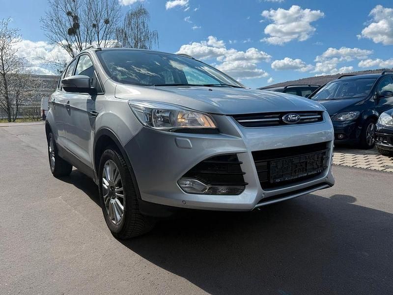 Gebraucht Ford Kuga Titanium 150 PS (110 kW) 2013 Silber SUV