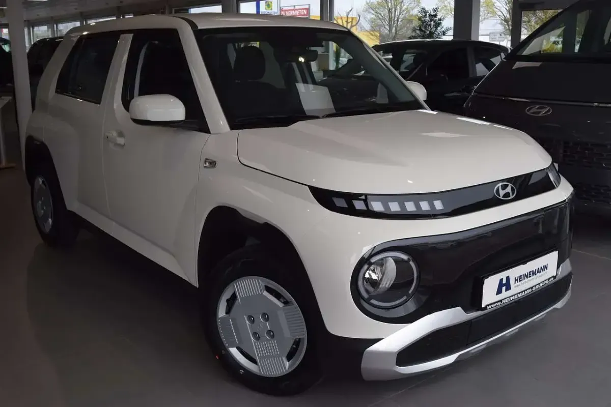 Neu Hyundai Inster Select 71 kW (97 PS) 2026 Gelb Kleinwagen