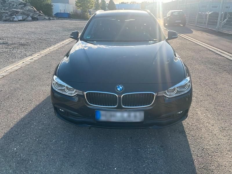 Usata BMW 320 194 CV (142 kW) 2019 Nero Station wagon
