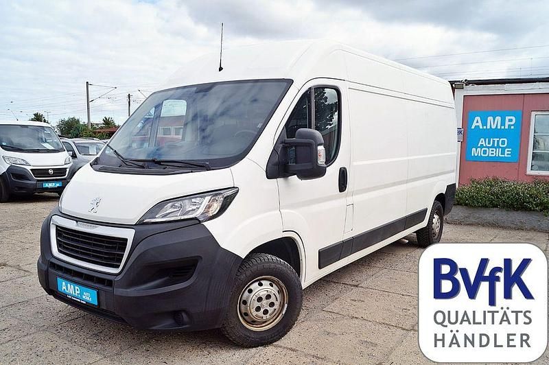 Weiß Gebraucht 2019 Peugeot Boxer Van | 14.490 € (Guter Preis) - Bild 1/4