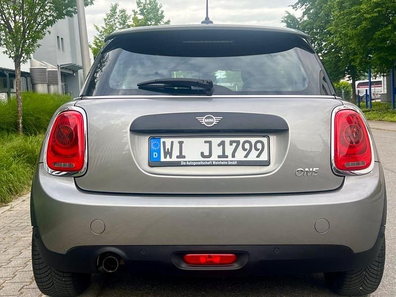 Gebraucht Mini ONE 102 PS (75 kW) 2018 Grau Kleinwagen