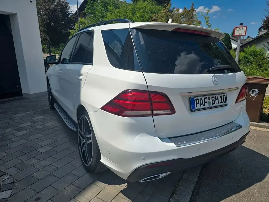 Gebraucht Mercedes GLE350 258 PS (189 kW) 2018 Weiß SUV