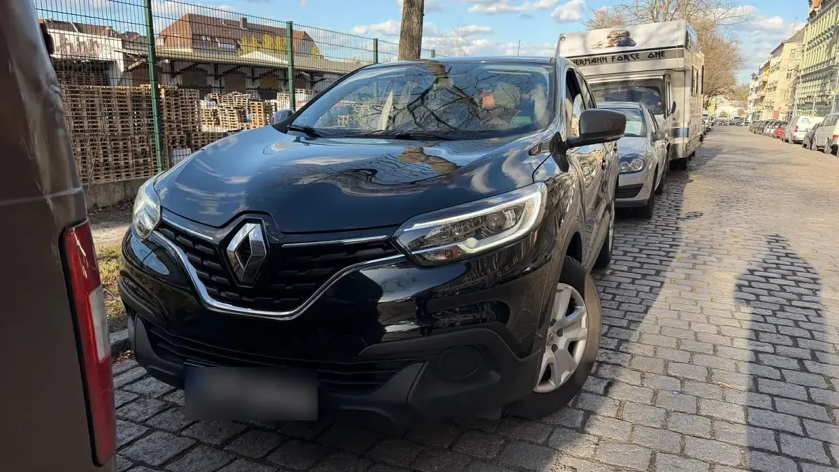 Gebraucht Renault Kadjar 130 PS (95 kW) 2017 Schwarz SUV