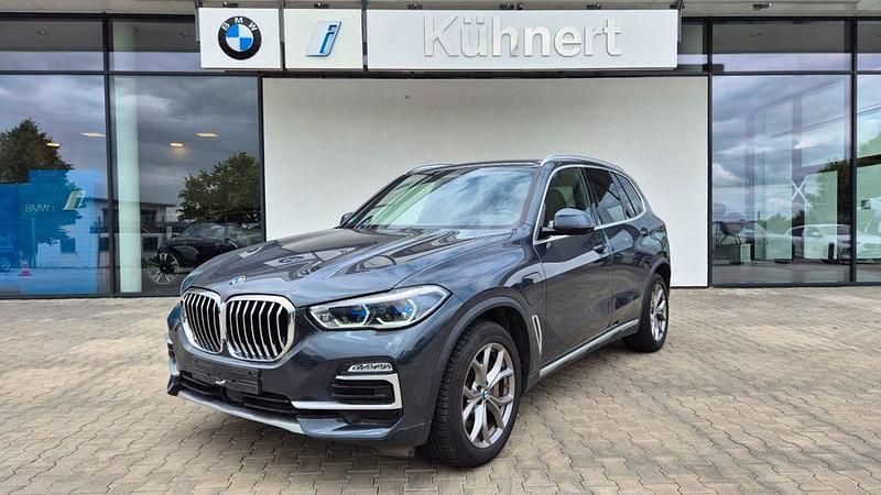 Arktikgrau brillanteffekt Gebraucht 2021 BMW X5 xLine SUV | 46.755 € (Superpreis) - Bild 1/4