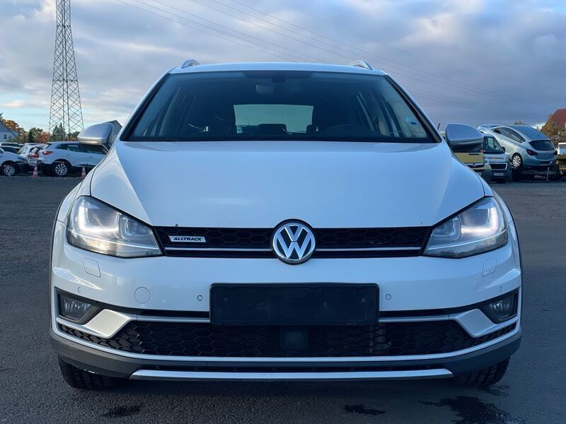 Gebraucht VW Golf Alltrack Basis 184 PS (135 kW) 2016 Weiß Kombi