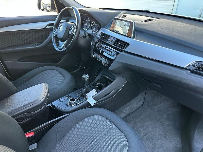 Gebraucht BMW X1 Advantage 140 PS (102 kW) 2018 Weiß SUV