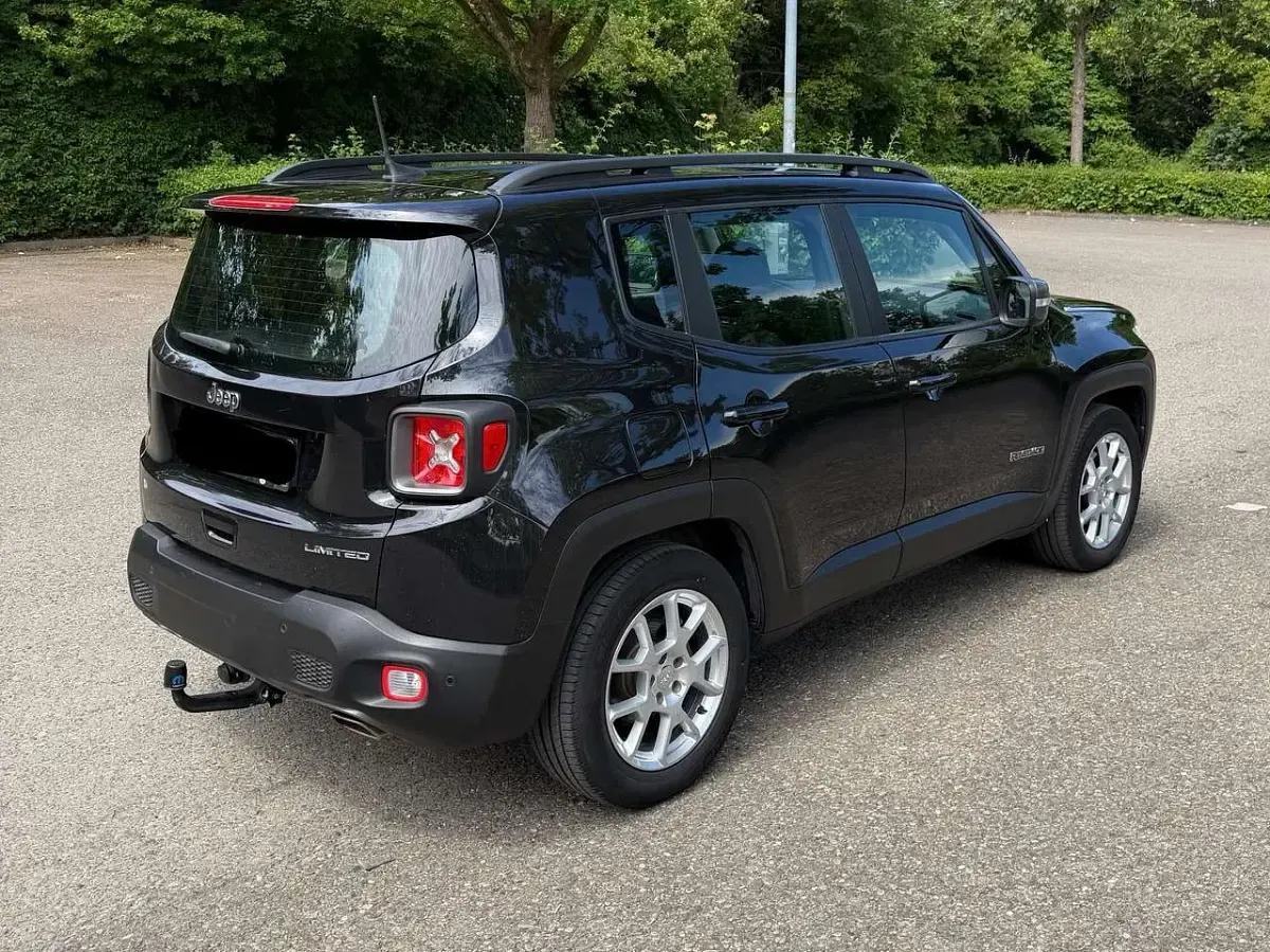 Gebraucht Jeep Renegade Limited 150 PS (110 kW) 2020 Schwarz SUV
