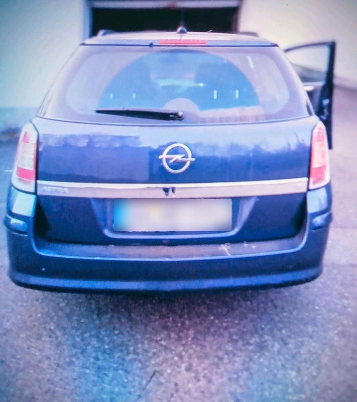 Gebraucht Opel Astra 110 PS (80 kW) 2007 Blau Kombi