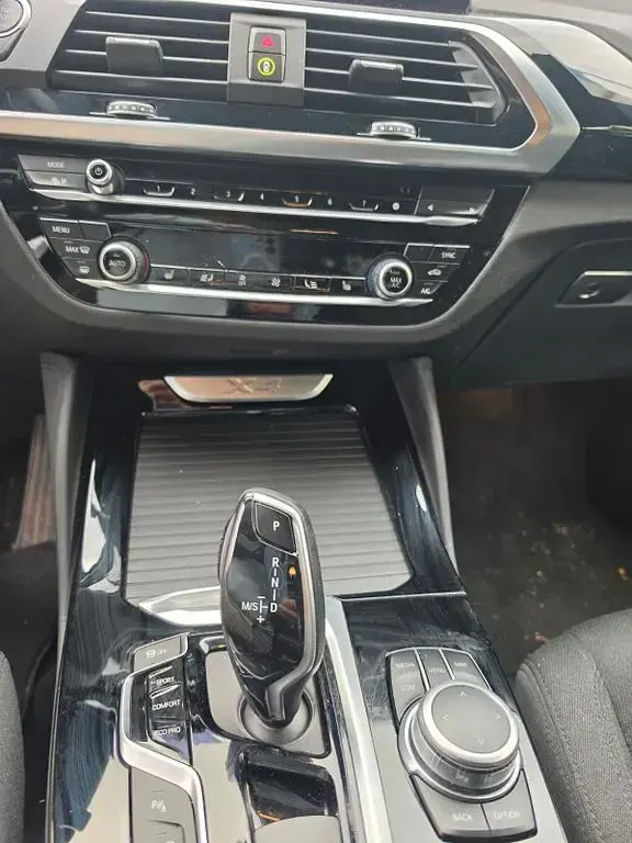 Gebraucht BMW X4 Advantage 184 PS (135 kW) 2021 Schwarz SUV