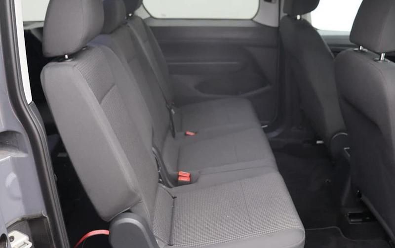 Gebraucht VW Caddy Maxi Basis 150 PS (110 kW) 2025 Pure grey Van / Kleinbus