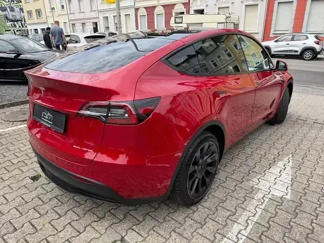 Gebraucht Tesla Model Y 378 kW (514 PS) 2022 Rot SUV