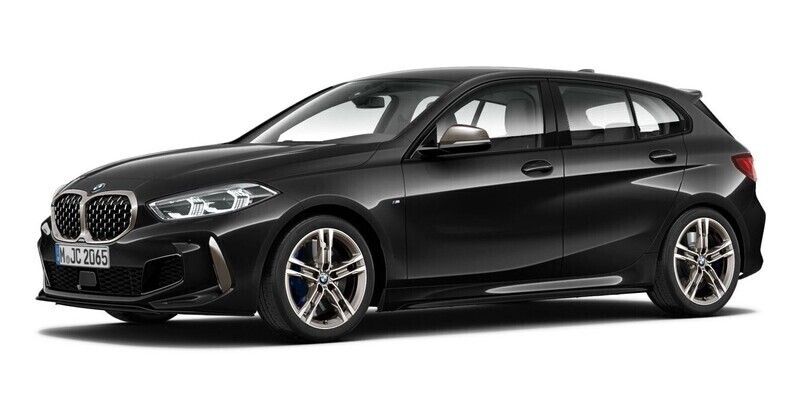 Schwarz Gebraucht 2024 BMW M135 Comfort Edition Kleinwagen | 45.263 € (Etwas zu teuer) - Bild 1/4