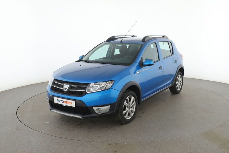 Blau Gebraucht 2015 Dacia Sandero Prestige Kleinwagen | 7.800 € (Etwas zu teuer) - Bild 1/4
