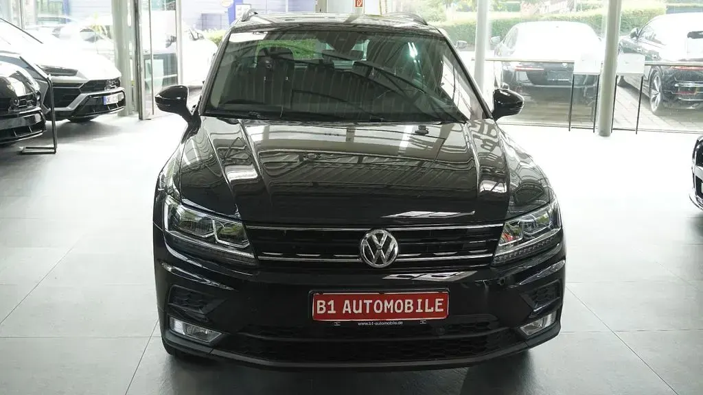 Gebraucht VW Tiguan Comfortline 150 PS (110 kW) 2016 Schwarz SUV