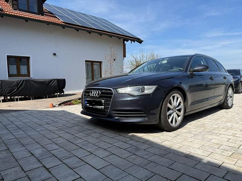 Gebraucht Audi A6 Sport 245 PS (180 kW) 2013 Blau Kombi