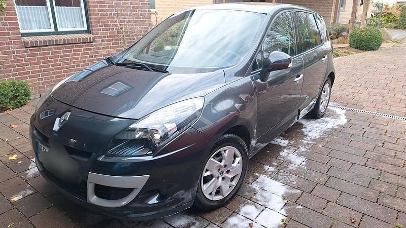 Gebraucht Renault Mégane 140 PS (102 kW) 2009 Grau Limousine