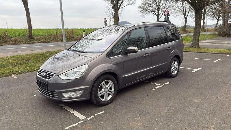 Gebraucht Ford Galaxy 140 PS (102 kW) 2014 Grau Van / Kleinbus