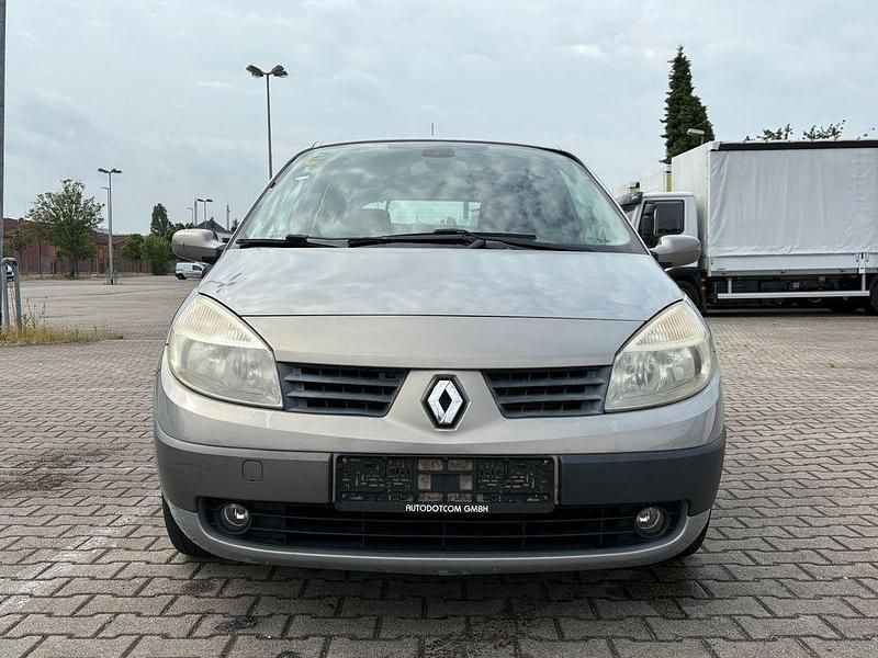 Grau Gebraucht 2005 Renault Scénic II Dynamique Van / Kleinbus | 2.800 € (Fairer Preis) - Bild 1/4
