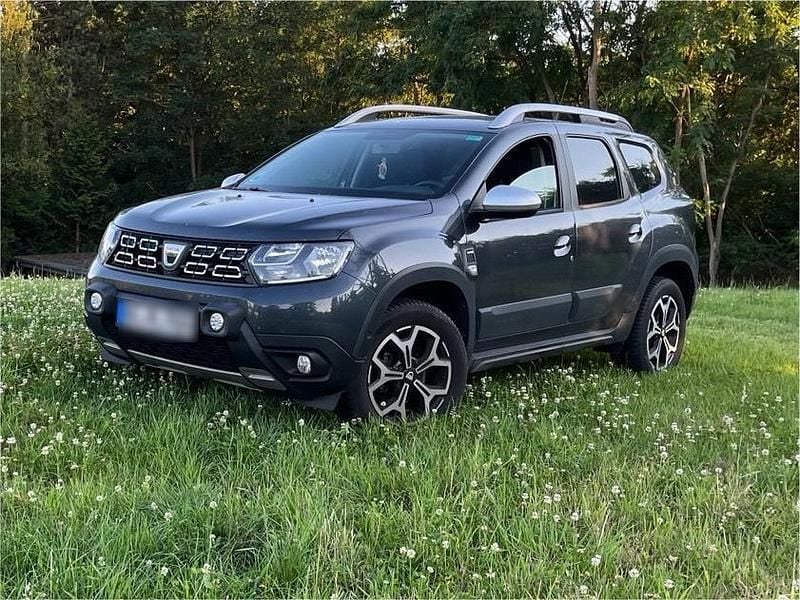 Gebraucht Dacia Duster Prestige 150 PS (110 kW) 2021 Grau SUV