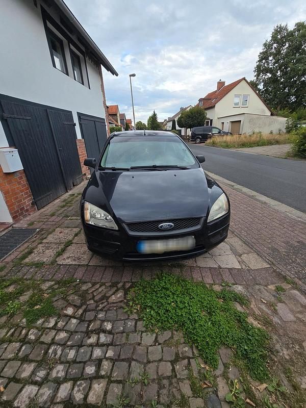 Gebraucht Ford Focus 2006 Schwarz Kleinwagen