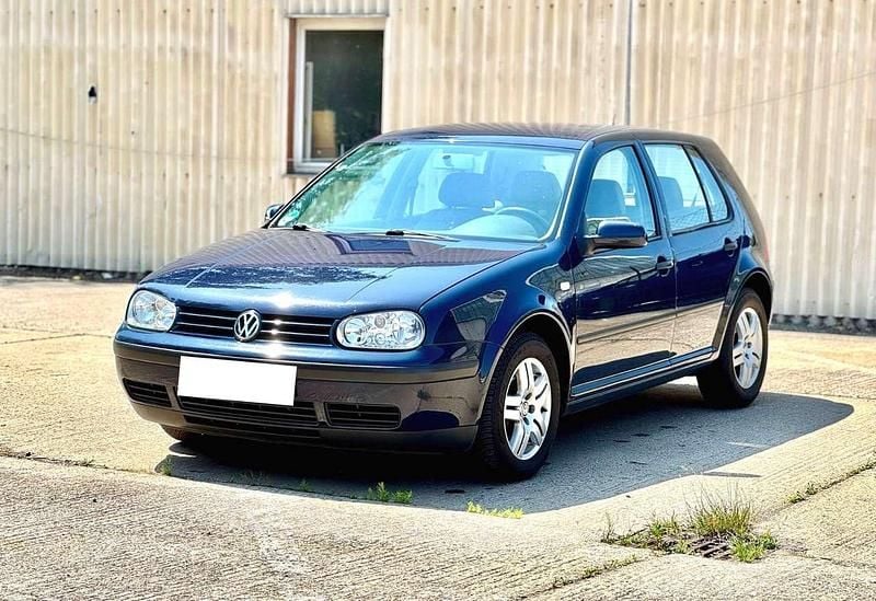 Blau Gebraucht 1999 VW Golf IV Limousine | 1.950 € (Fairer Preis) - Bild 1/4