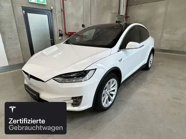 Gebraucht Tesla Model X Long Range AWD 309 kW (421 PS) 2020 Pearl white multicoat SUV