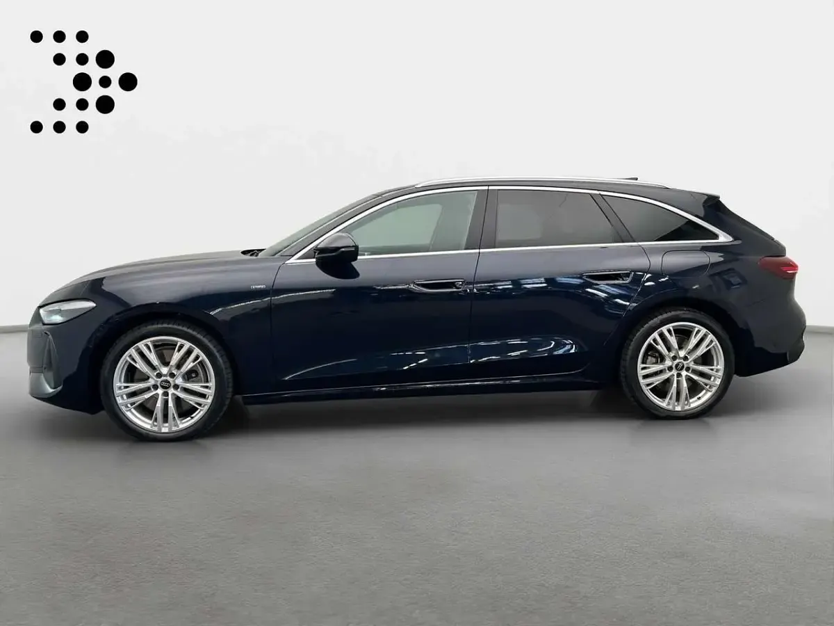 Gebraucht Audi A5 Sport 299 PS (219 kW) 2025 Firmamentblau metallic Kombi