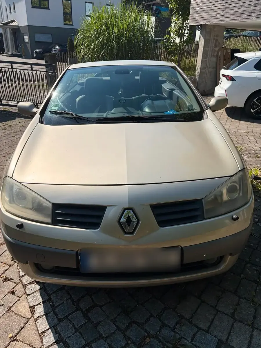Gebraucht Renault Mégane Cabriolet Play 140 PS (102 kW) 2004 Gold Cabrio