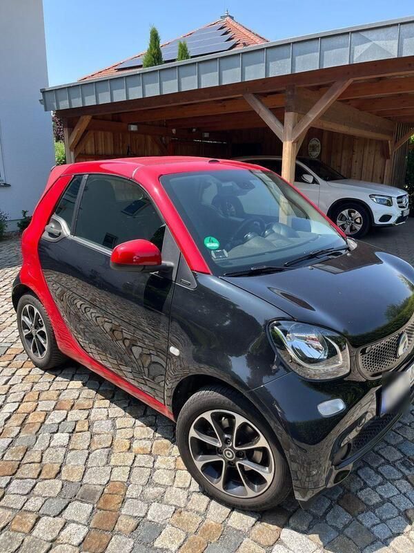 Schwarz Gebraucht 2017 Smart ForTwo Coupé Passion Cabrio | 14.850 € (Etwas zu teuer) - Bild 1/4