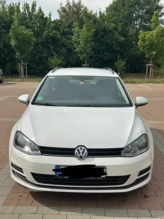 Gebraucht VW Golf VII Trendline 110 PS (80 kW) 2016 Weiß Kombi