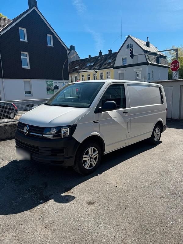 Second-hand VW Transporter 110 CP (80 kW) 2017 Alb Van