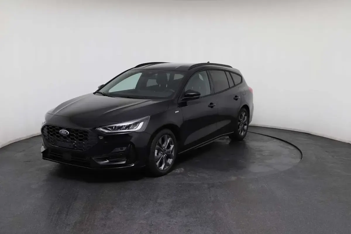 Neu Ford Focus ST-Line X 155 PS (114 kW) 2025 Schwarz Limousine