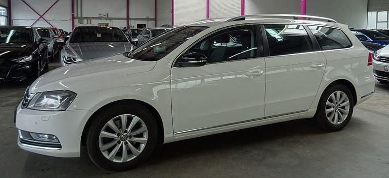 Gebraucht VW Passat Edition 177 PS (130 kW) 2013 Weiß Limousine