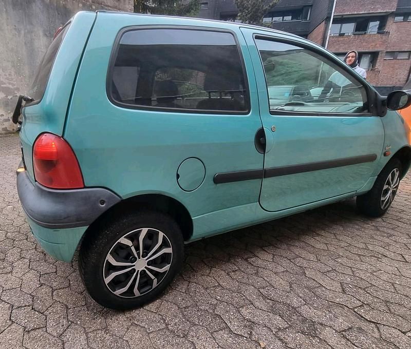 Second-hand Renault Twingo 2000 Verde Hatchback