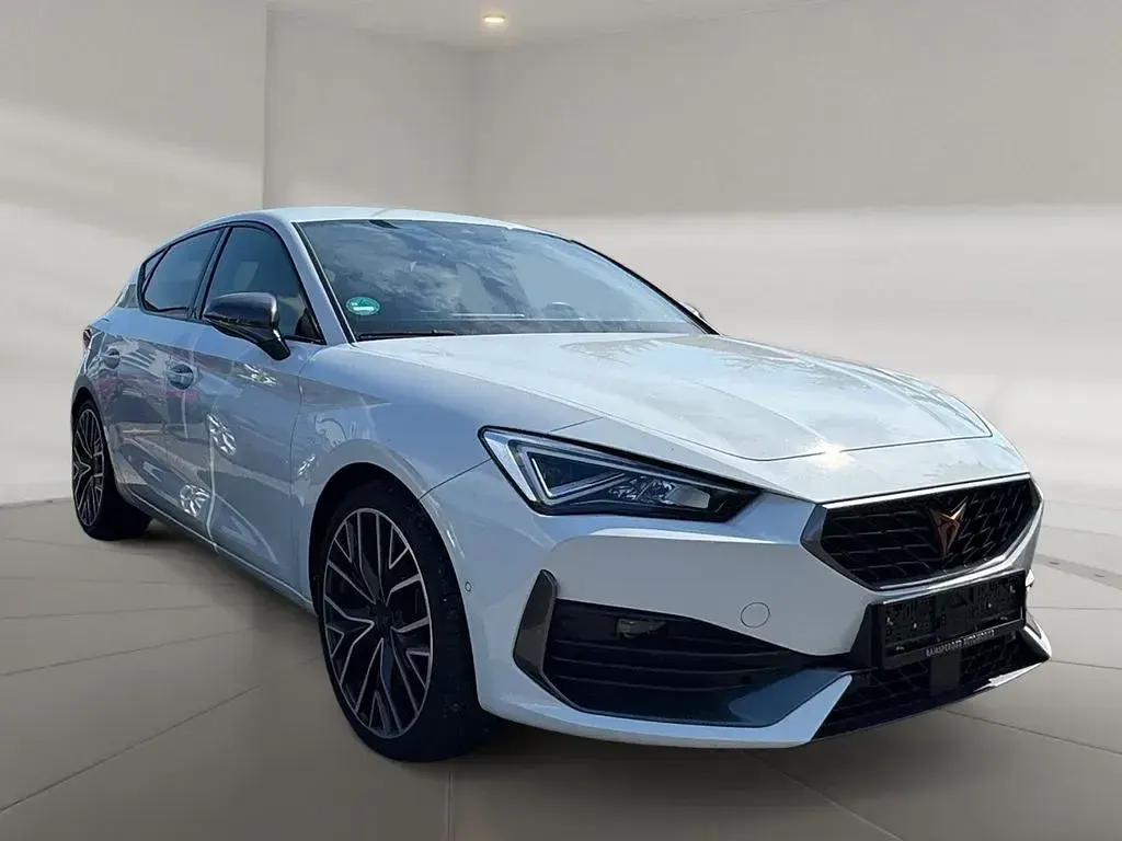 Gebraucht Cupra Leon 245 PS (180 kW) 2022 Weiß Limousine
