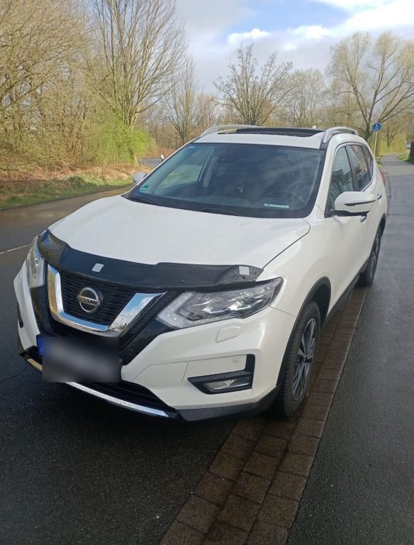 Weiß Gebraucht 2020 Nissan X-Trail N-Connecta SUV | 22.950 € (Fairer Preis) - Bild 1/4