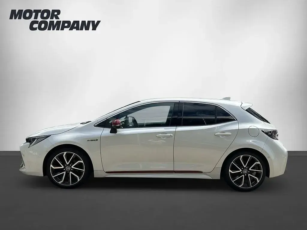 Gebraucht Toyota Corolla Lounge 184 PS (135 kW) 2019 Weiß Limousine